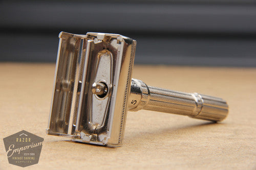 Gillette 1967 Slim Adjustable Safety Razor - M3