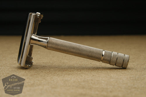 Gillette 1940's Notched Super Speed Safety Razor DE