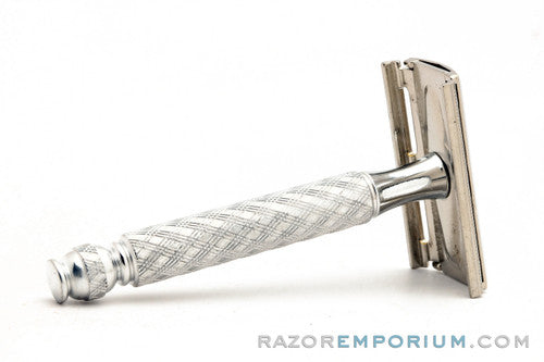 1970 Gillette Ball End Tech 3 Piece DE Razor w/ Etched Logo Cap - P3