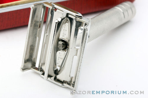 1950's Gillette British Heavy Duty HD Rocket Safety Razor Set