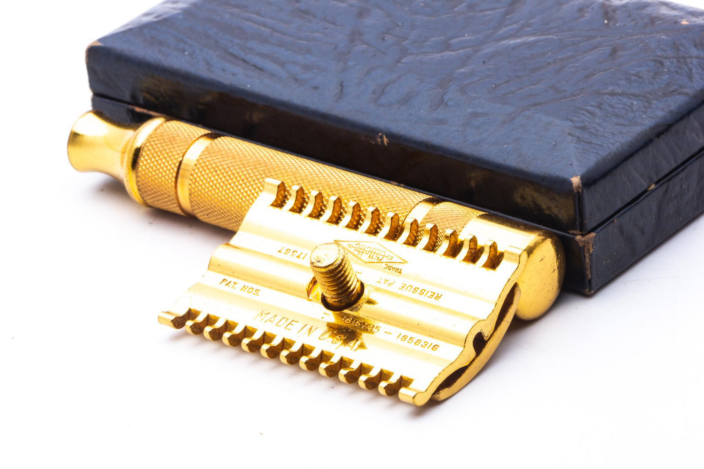 1930's Gillette NEW Gold Short Comb Common Bar Handle Razor Set | Original Condition