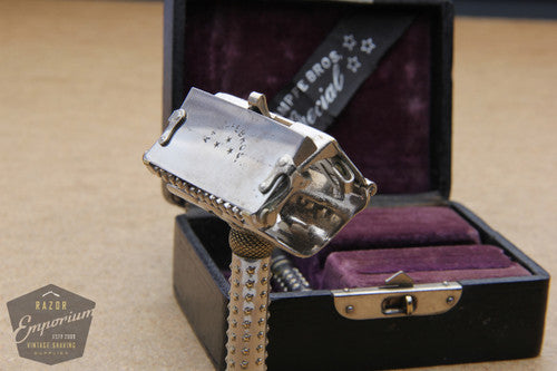 Kampfe Bros. 1900's STAR Special Model Safety Razor