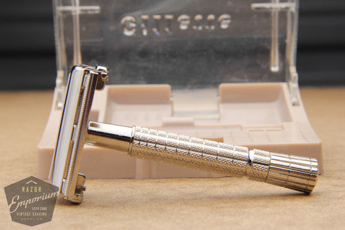 Gillette 1957 Regular / Flair Tip DE Super Speed in Tan Case - C1