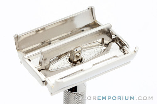 1953 Gillette Notched Super Speed Safety Razor Y3