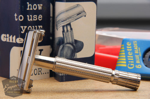 Gillette 1958 TV Super Speed Razor w/ Case - D1