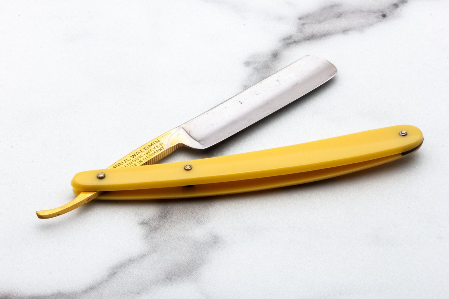 5/8" Guliver Classics on Clearance Straight Razor