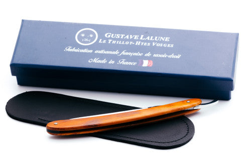 6/8" Ertan Süer Mon Fier Destrier Carbon Straight Razor | Olivewood Scales
