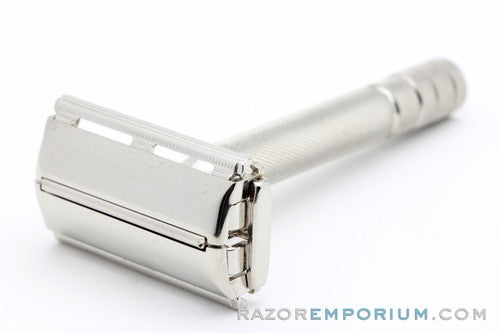 1953 Gillette Notched Super Speed Safety Razor Y3