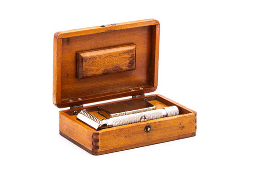 1923 Gillette Big Fellow Old Type Double Edge Safety Razor with Wood Box