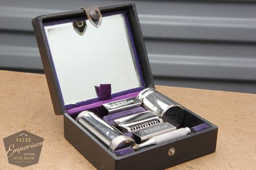 Ever-Ready 1912 Style Single Edge Safety Razor in Black Leather Case