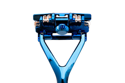 The LEAF Pivoting Head Razor