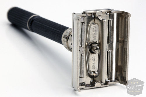 Gillette 1970 Super 109 Adjustable Double Edge Safety Razor