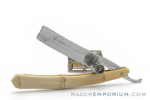 5/8" Clauss New Departure Fremont, Ohio USA Straight Razor