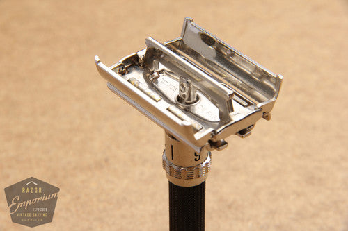 Gillette 1970 Super Adjustable / Super 84 Safety Razor P1 - Short Handle