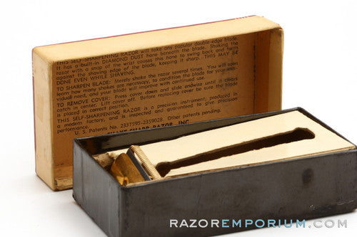 1940's Shake Sharp Single Edge Safety Razor in Box