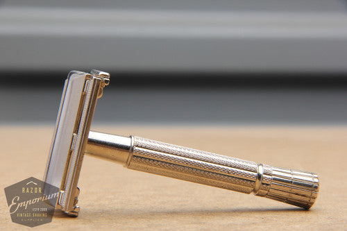 Gillette 1958 TV Super Speed DE Safety Razor - D3