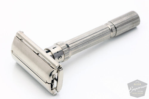 Gillette 1962 Slim Adjustable Double Edge Safety Razor