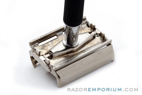 1967 Gillette Black Handle TTO Super Speed Safety Razor M4