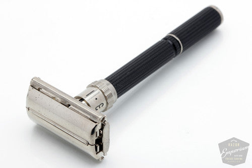 1970 Gillette P2 Super Adjustable 109 Adjustable Safety Razor