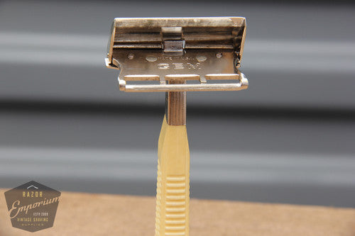 Gem 1940's G-Bar Single Edge Razor w/ Cream Handle - Excellent