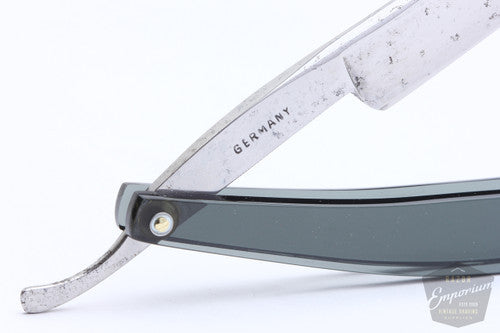 11/16'' Wilhelm Weber Goldene Medaille 2 Straight Razor | Hamburg, Germany