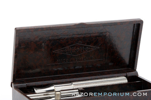 1940's Gillette British Thin Handle Tech Set
