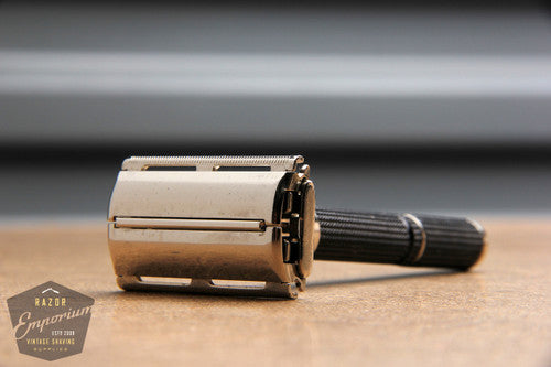 Gillette 1971 Super Adjustable / Super 84 DE Safety Razor S1 - Short Handle