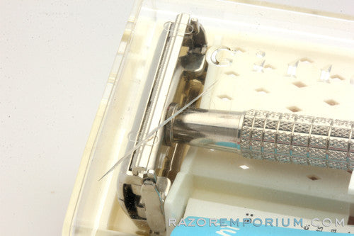 1960's Gillette Giromatic Flare Tip Rocket Safety Razor Set w/ Instructions Made in England
