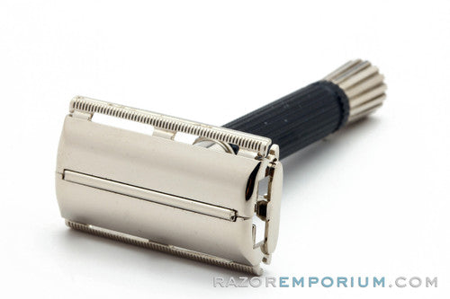 1972 Gillette Black Handle Super Speed Safety Razor - S4