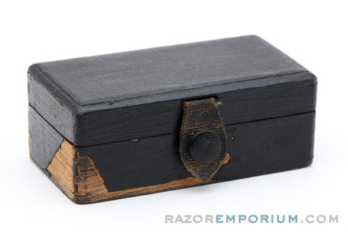 1913-1919 Kampfe Brothers Star Cru-Steel Single Edge Safety Razor w/ Orig. Black Leather Case