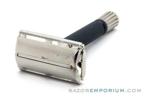 1973 Gillette Black Handle Super Speed Safety Razor T2