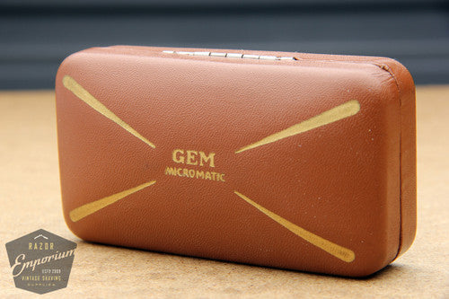 Gem 1940's Micromatic Clog Pruf Single Edge Safety Razor in Brown Case