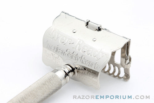 1907-1911 Ever-Ready Lather Catcher Single Edge Safety Razor in Black Leather Box