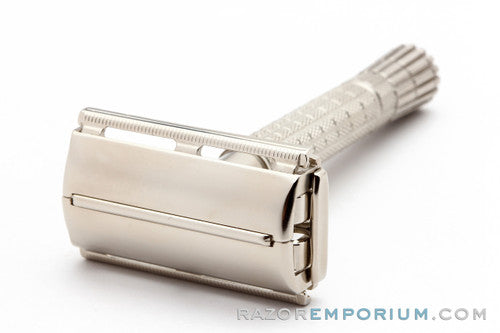 1956 B1 Gillette Flare Tip Super Speed Double Edge Safety Razor