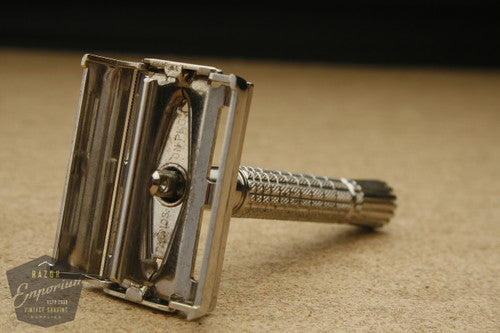 Gillette 1965 Flair Tip Super Speed Safety Razor