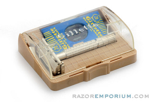 1956 Gillette Regular Flair Tip DE Super Speed in Tan Case - B1