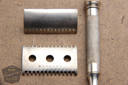 Gillette 1920 Pocket Edition Ball End - Old Type DE Razor Set