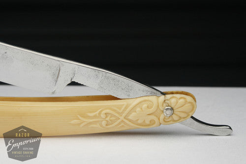 9/16" American Knife & Razor Co. Hollow Ground | St. Louis, MO USA