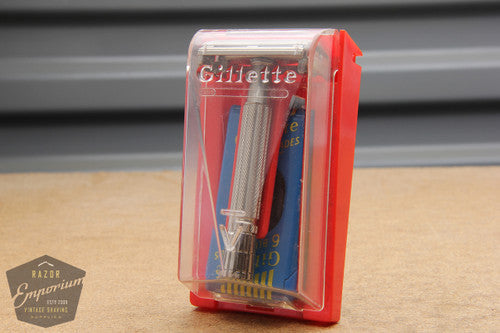 Gillette 1958 TV Super Speed Razor w/ Case - D1