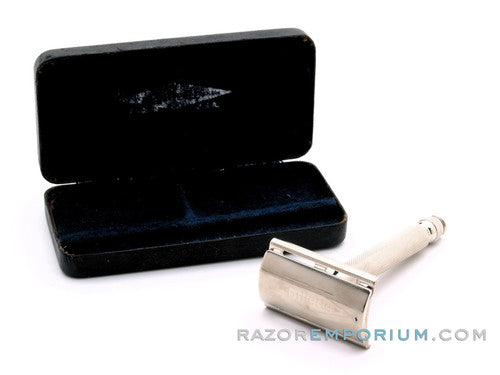 1940's Gillette Tech Ball End DE Safety Razor Set