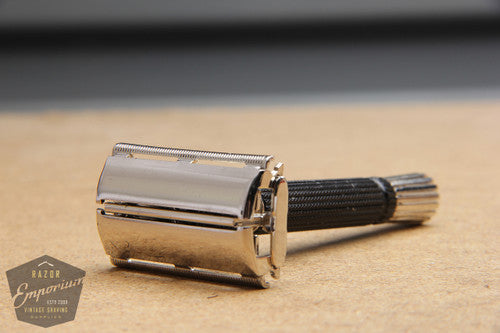 Gillette 1973 Black Handle Super Speed DE Safety Razor - T4
