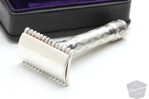 Gillette 1922 Silver New Standard Razor in Original Leather Case