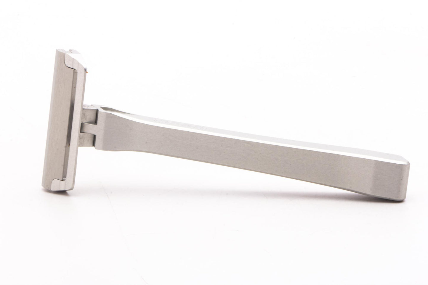 Proof | Benchmark Single Edge Safety Razor
