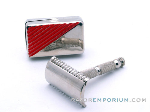 Feather Safety Razor w/ Travel Metal Case
