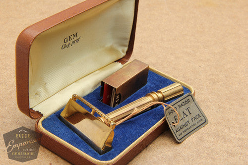 Gem 1940's Micromatic Clog Pruf SE Safety Razor w/ Brown Case