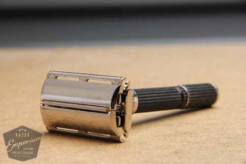 Gillette 1970 Super Adjustable / Super 84 Safety Razor P1 - Short Handle