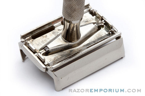 1952 Gillette Black Tip Super Speed Safety Razor X2