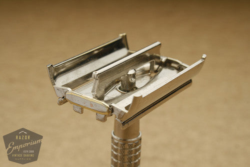 Gillette 1965 Flair Tip Super Speed Safety Razor