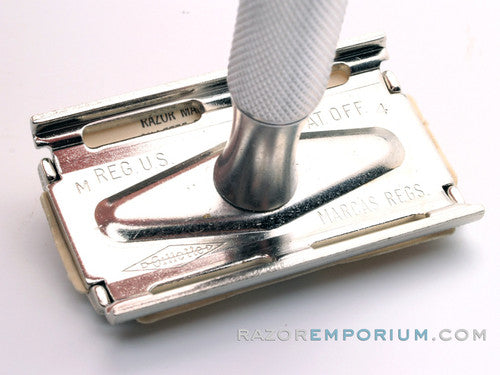 1967 M4 Gillette Travel Tech Double Edge Safety Razor w/ Case & Blades