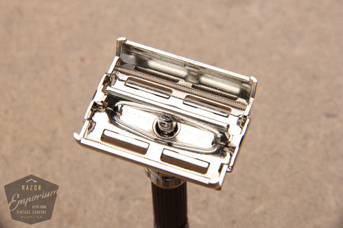 Gillette 1972 Super Adjustable / Super 89 Safety Razor w/ Case S4 - Short Handle